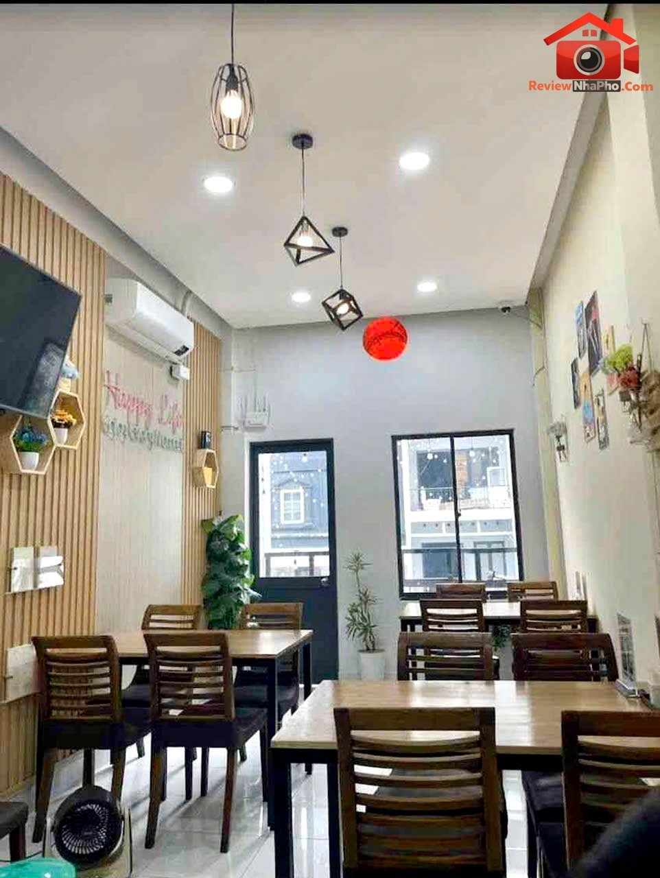 Bán nhà mặt tiền Lê Thị Riêng, Quận 1, 4 tầng, giá 23,5 tỷ – nhà đất bất động sản sổ đỏ