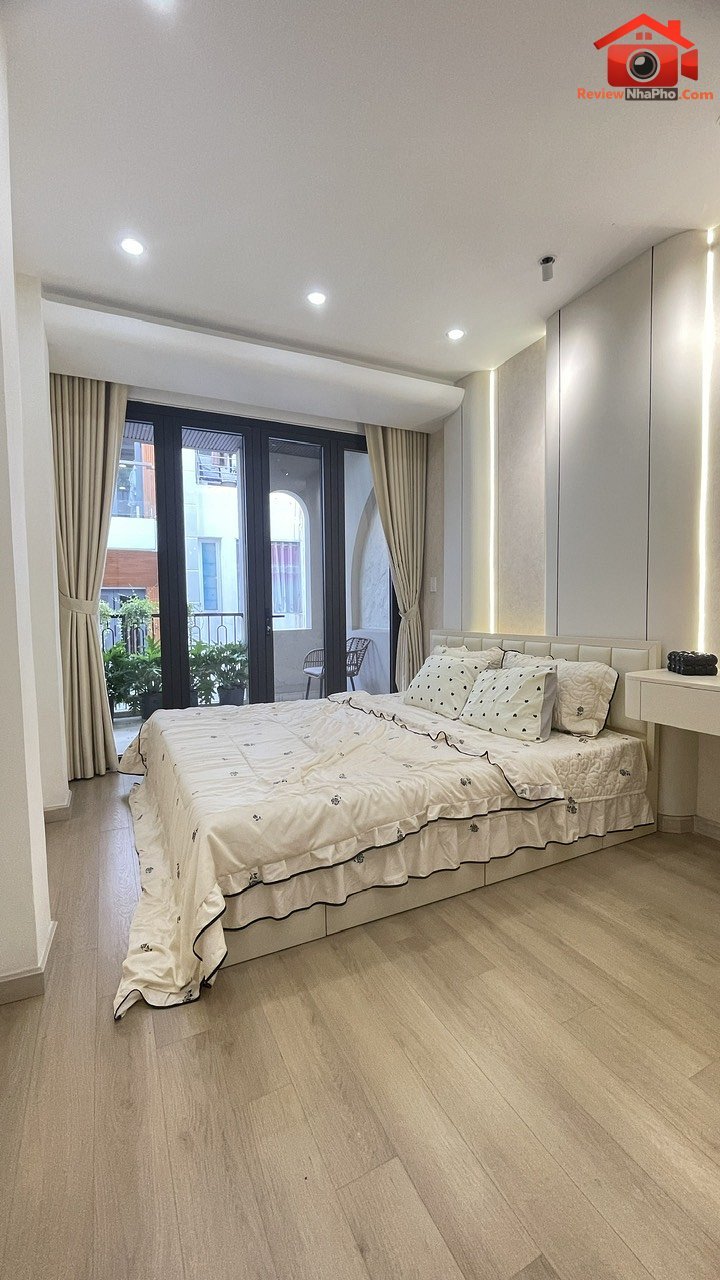 Hxh thông nguyễn đình chiểu và cư xá đô thành R… – Bán nhà mặt phố Quận 3 – TP Hồ Chí Minh giá 7 – 10 tỷ