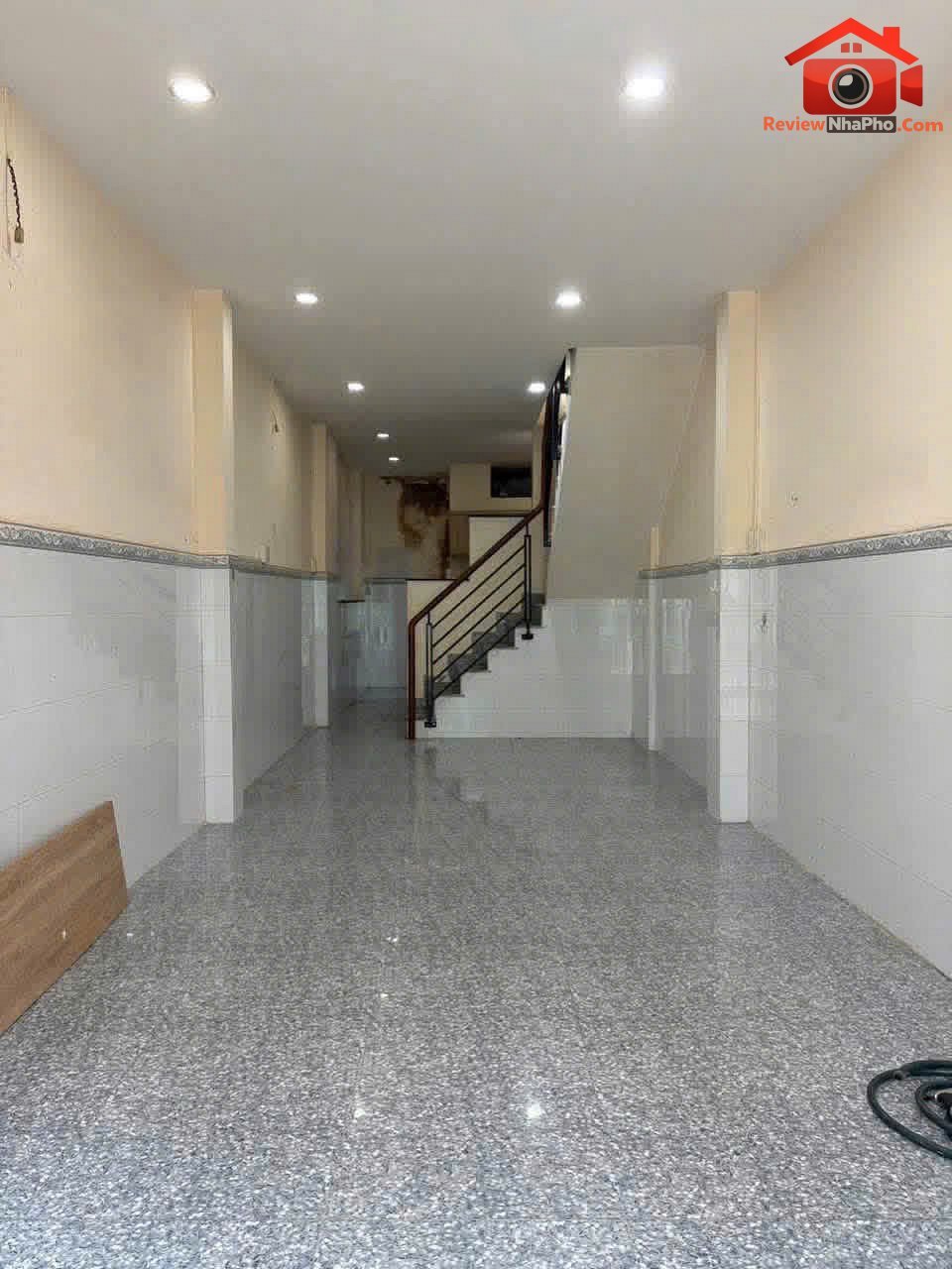 Chỉ 5.6 tỷ sở hữu ngay nhà HXH Lạc Long Quân P.3 Quận 11 – Diện tích 39m2 – Giá 5.6 tỷ