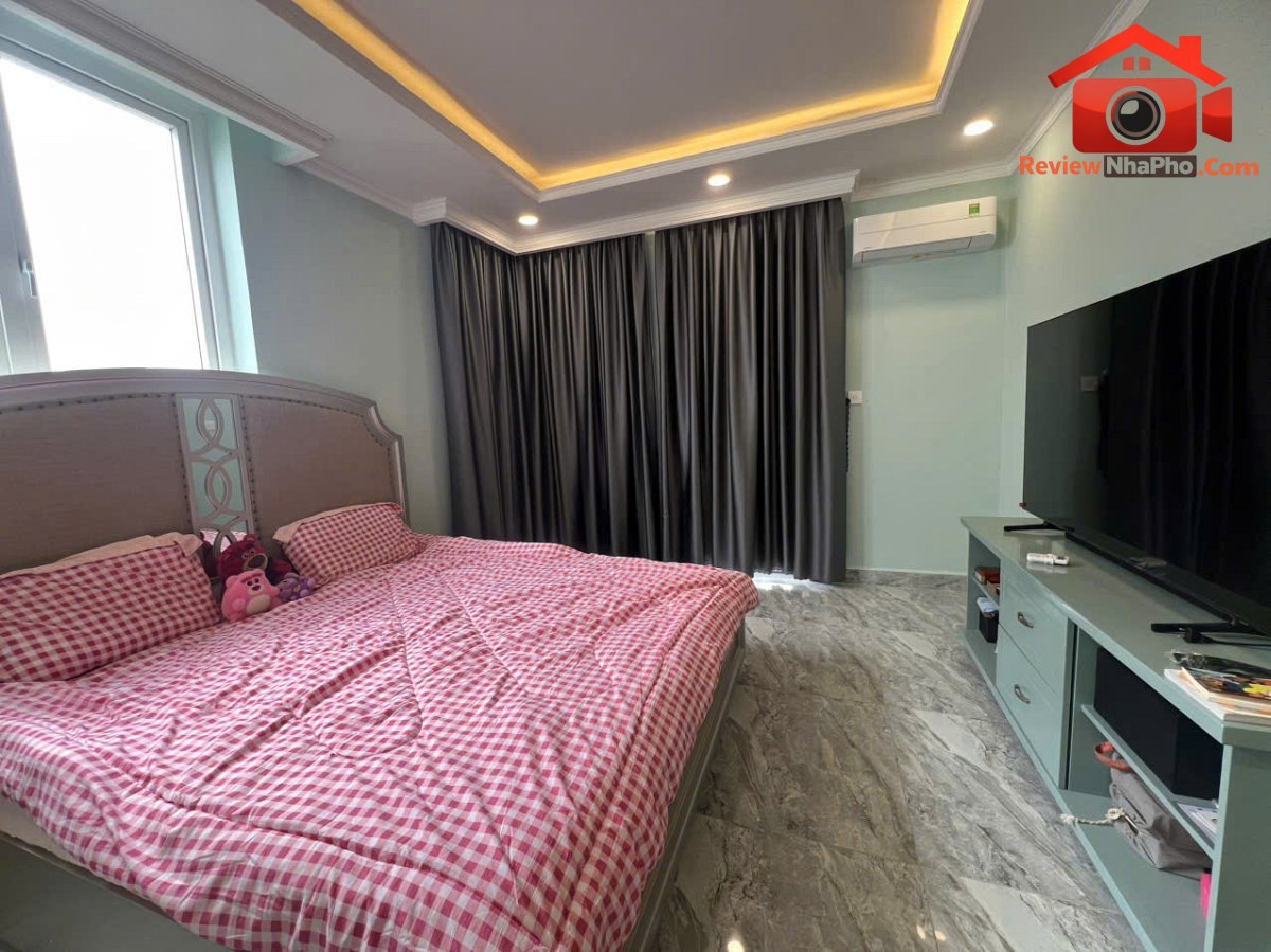 Biệt thự 3 mặt tiền view hồ 3 tầng – 120m2 – 10 tỷ – Bán nhà đất Đường 990 – Phường cũ Phú Hữu Quận 9 – Phường mới Phú Hữu – Thành phố Hồ Chí Minh