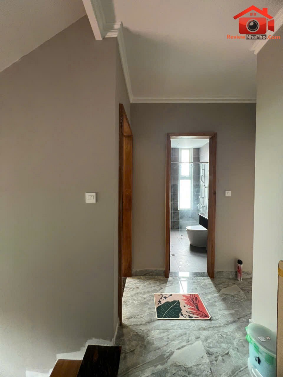 Biệt thự 3 mặt tiền view hồ 3 tầng – 120m2 &… – Bán biệt thự Quận 9 – TP Hồ Chí Minh giá 10 – 15 tỷ