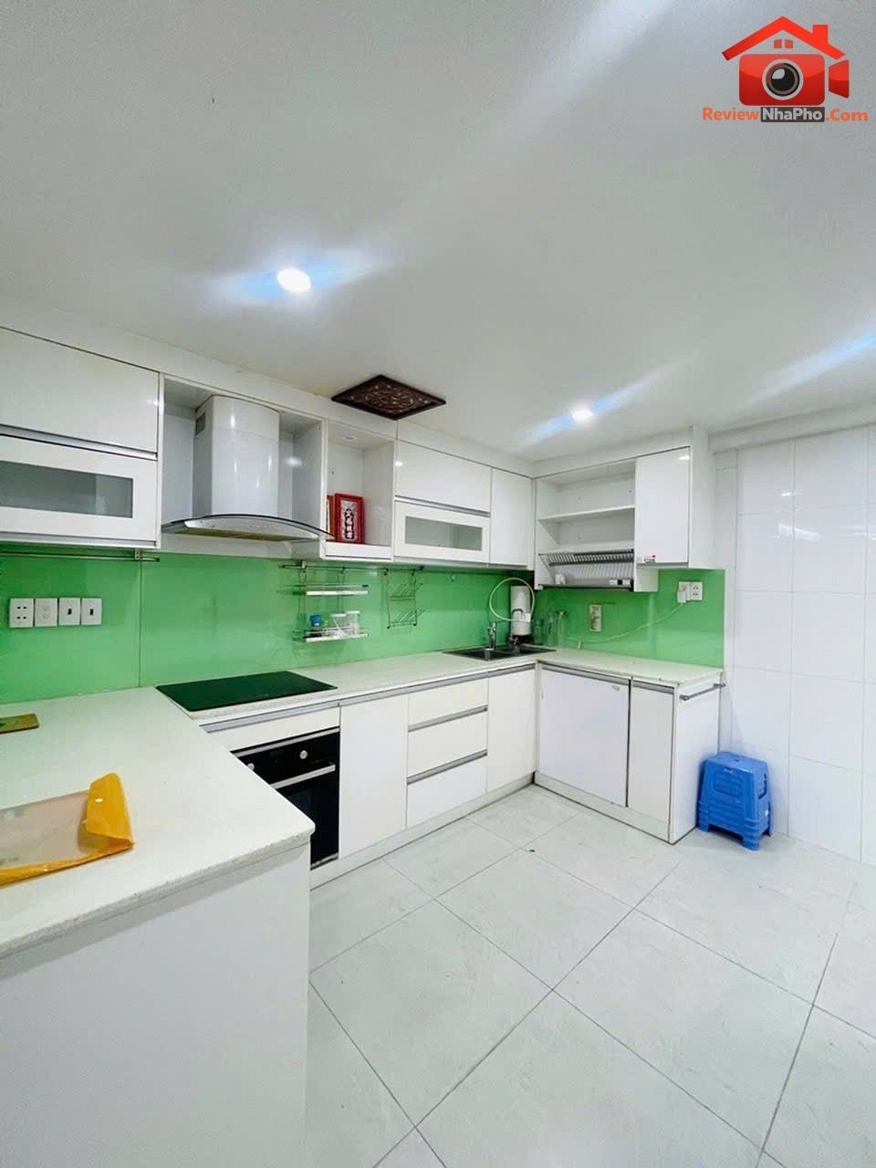Bán nhà đất Đường Cách mạng tháng 8 – Phường cũ 15 Quận 1 – Phường mới 15 – Thành phố Hồ Chí Minh diện tích 53m2 giá 10300000000