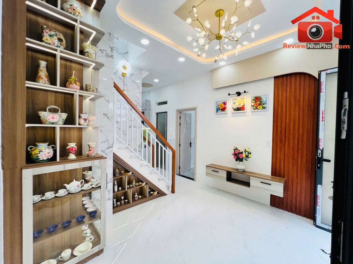 Nhà 2 mặt thoáng Bình Đông 39m2 – 3 phòng ngủ – Full nội thất – Chỉ hơn 4 tỷ TL