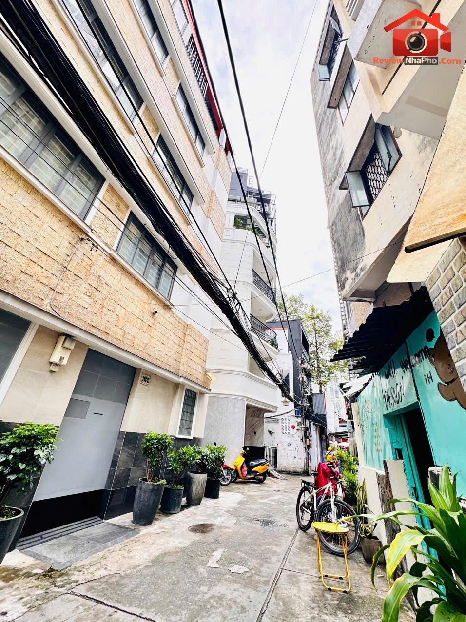 Bán nhà 3 tầng căn góc 3 mặt tiền hxh Bùi Thị Xuân, P.Bến Thành – 25,5 tỷ – 78m2