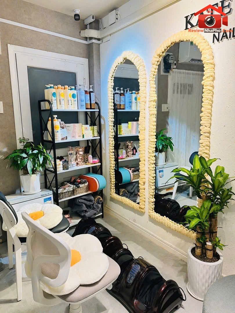 Sang nhượng tiệm nail nối mi gội đầu dưỡng sinh spa Đường 38 – Phường Tân Hưng Quận 7 – Thành phố Hồ Chí Minh diện tích 40m2 giá 195 triệu