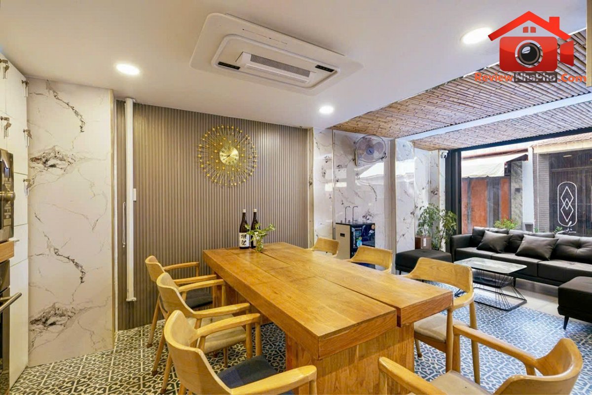 Quận 1: chính chủ bán chdv cao cấp mặt tiền xe hơi đậu cửa trần hưng đạo, p.cầu ông lãnh – diện tích 72m2 – giá 35 tỷ
