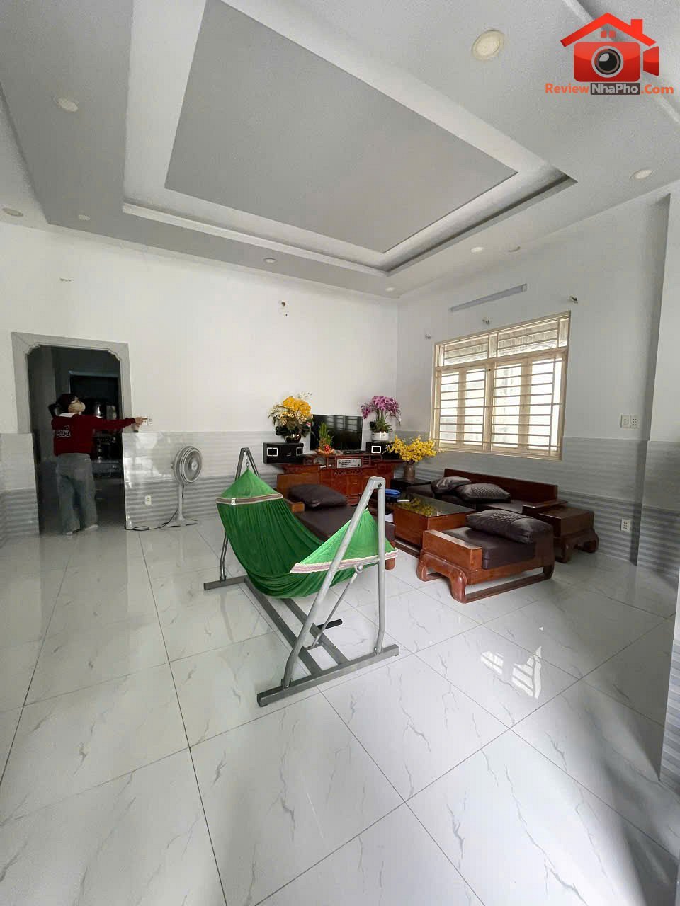Chính chủ bán nhà mặt tiền đường hà huy giáp, quận 12, hcm – giảm ngay 1 tỷ 1 giá mới chỉ 7 tỷ – Diện tích 180m2