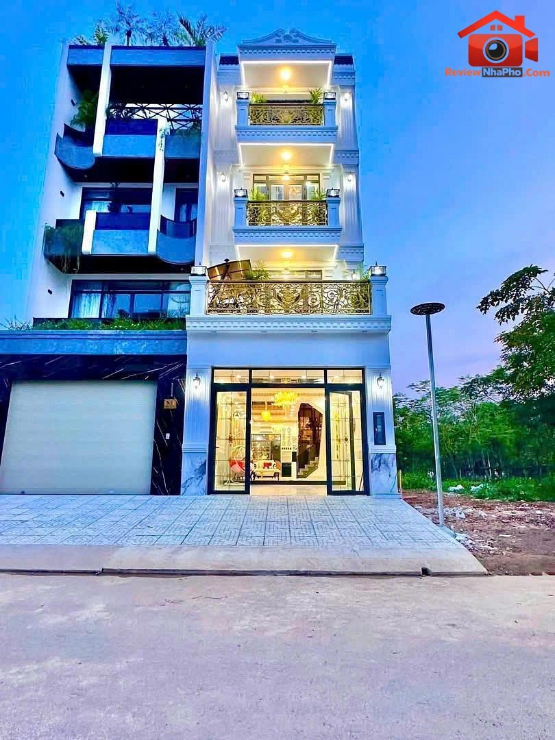 Nhà đẹp rạo rực ngay trung tâm quận 7, thang máy trong nhà – nhà đất bất động sản sổ đỏ