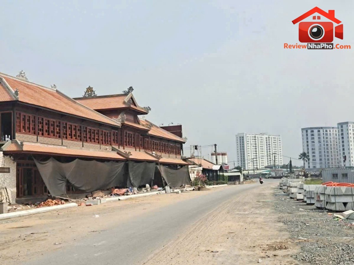 Nhà phố 135m2 ngang 9m đường 10m sát khu du lịch Bến Xưa – 13,4 tỷ