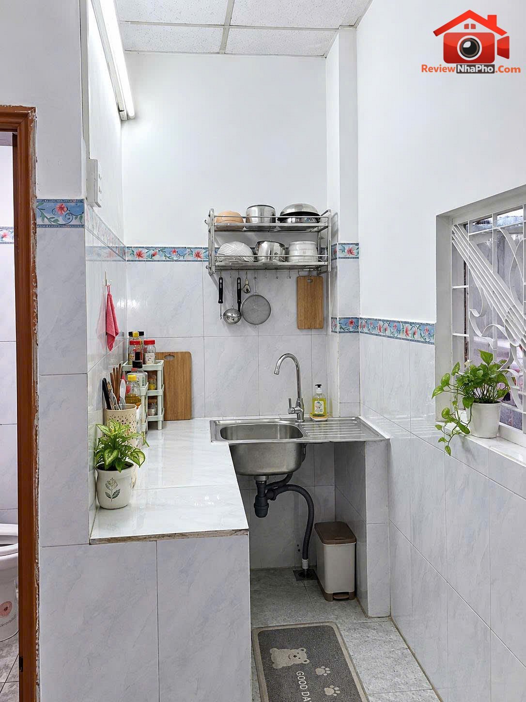 Nhà hẻm ô tô Cộng Hòa, Quận Tân Bình, 2 tầng, 35m2, 3,2 tỷ – nhà đất bất động sản sổ đỏ