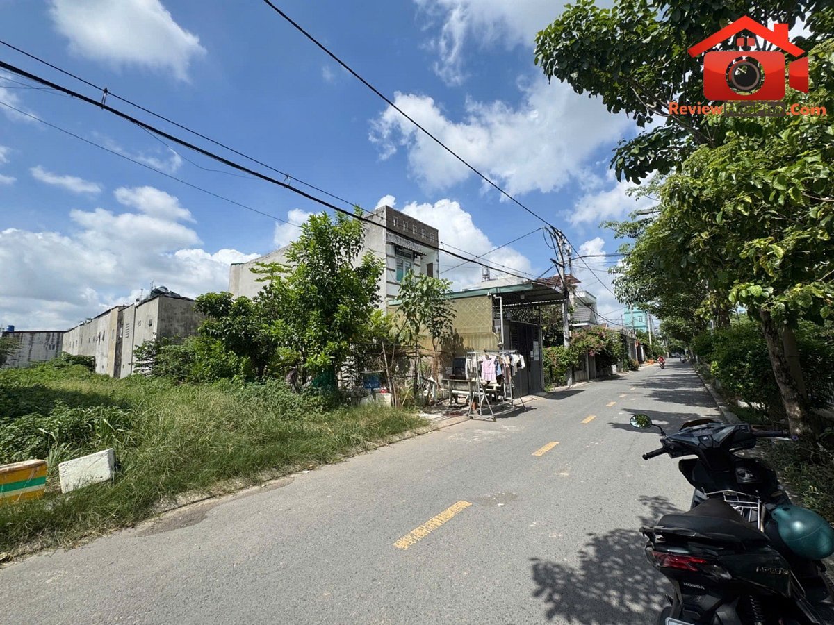 Bán đất Thạnh Lộc 41, quận 12, mặt tiền 10m, 28 tỷ, 767m2 nhà đất bất động sản sổ đỏ