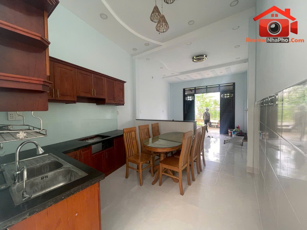 Nở hậu 6m hơn 4 tỷ – nhà c4 hẻm xe hơi gần phần mềm quang trung bán nhà đất bất động sản sổ đỏ