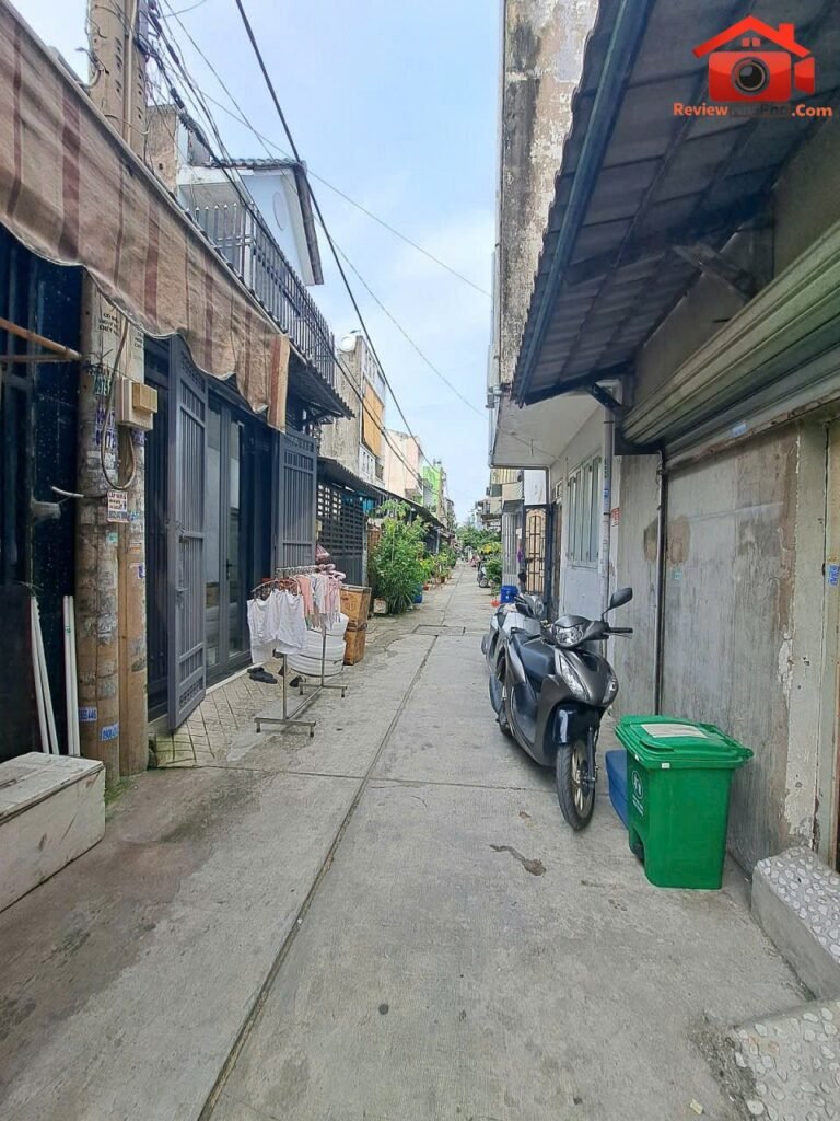 Nhà mới 2 tầng hẻm 4m gần chợ Liên Khu 5-6 giá 3,1 tỷ