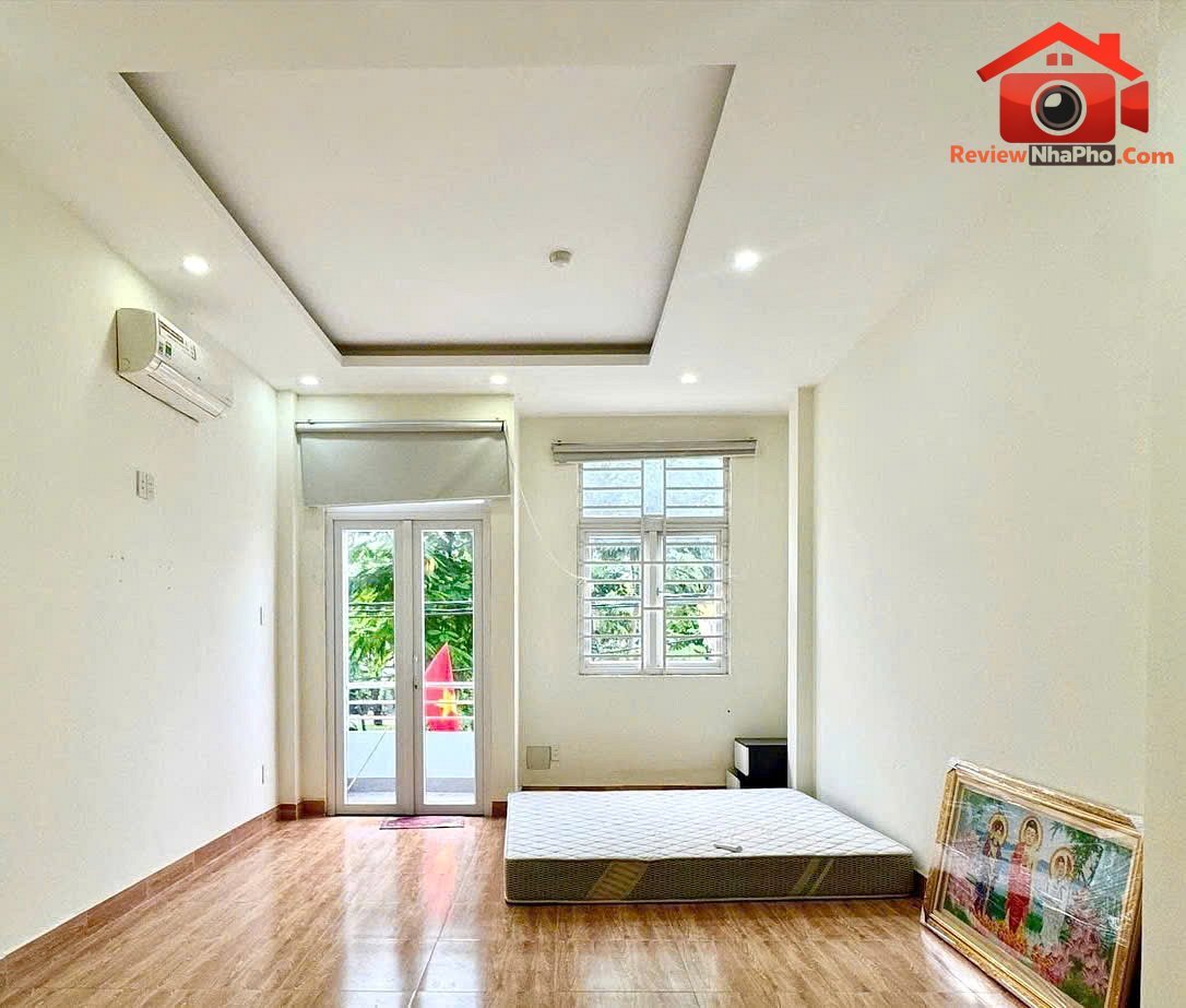 Nhà 4 tầng mặt tiền đường Bông Sao, gần công viên,… – Bán nhà mặt phố Quận 8 – TP Hồ Chí Minh giá 10 – 15 tỷ