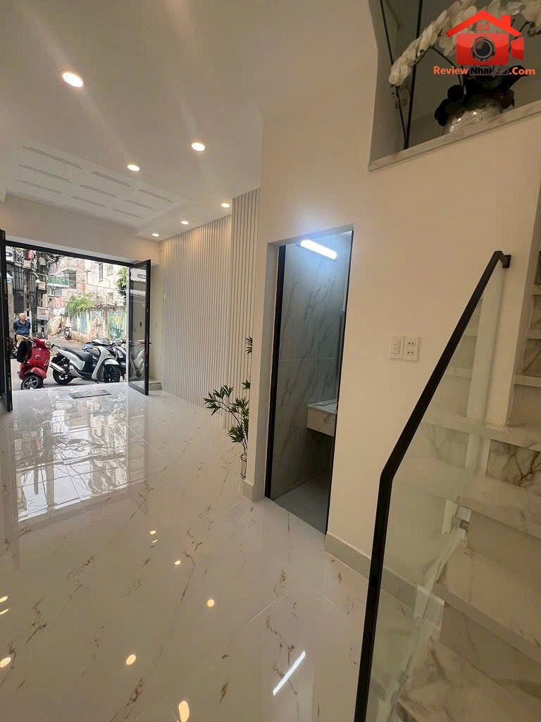 Cách mạng tháng 8 quận 10 – hẻm xe hơi 8m – nhà đẹp xây mới – 24m2 – 6.5 tỷ
