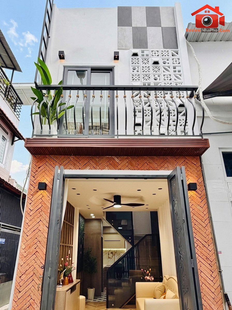 Nhà lô góc full nội thất gần cầu Bến Phân giá 3,38 tỷ