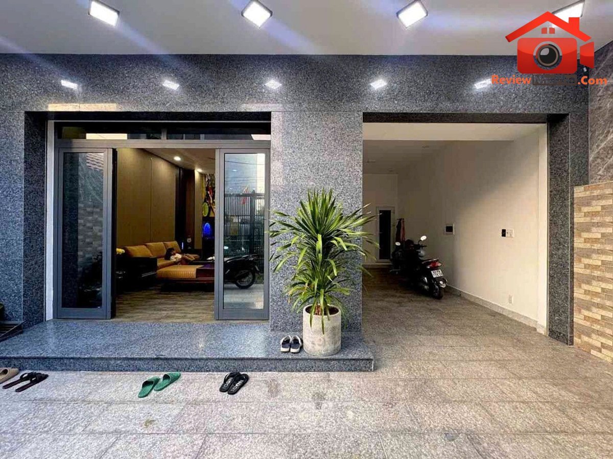 Bán biệt thự sang, đẹp, thoáng, nội thất cao cấp, … – Bán biệt thự Quận 12 – TP Hồ Chí Minh giá 10 – 15 tỷ