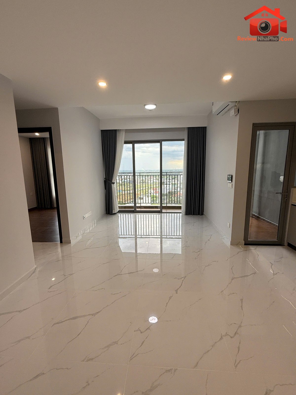 Căn hộ 79m2 tầng 12 giá 5,9 tỷ hoàn thiện cơ bản C… – Bán nhà trong ngõ, hẻm Huyện Nhà Bè – TP Hồ Chí Minh giá 5 – 7 tỷ