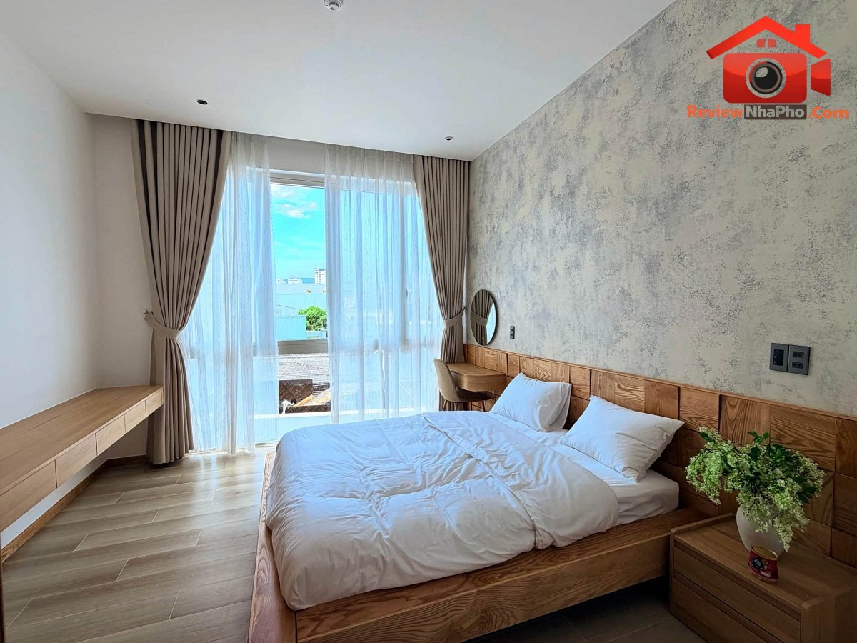 Homestay đẹp cho ánh sáng và gió ngay đầu cầu rồng và sát bãi tắm mỹ khê – Đường Phạm Cự Lượng – Phường cũ An Hải Bắc Quận Sơn Trà – Phường mới An Hải Bắc – Thành phố Đà Nẵng 61m2 8.6 tỷ