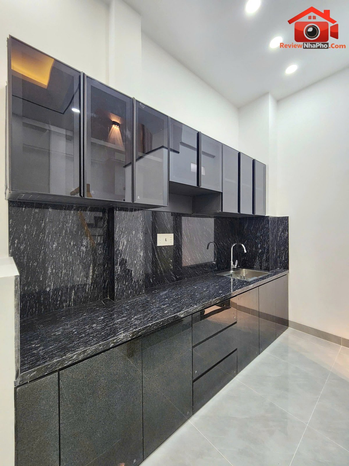 Nhà mới 2 lầu hẻm xe hơi Dạ Nam P.Chánh Hưng quận 8 giá 6,4 tỷ nhà đất bất động sản sổ đỏ
