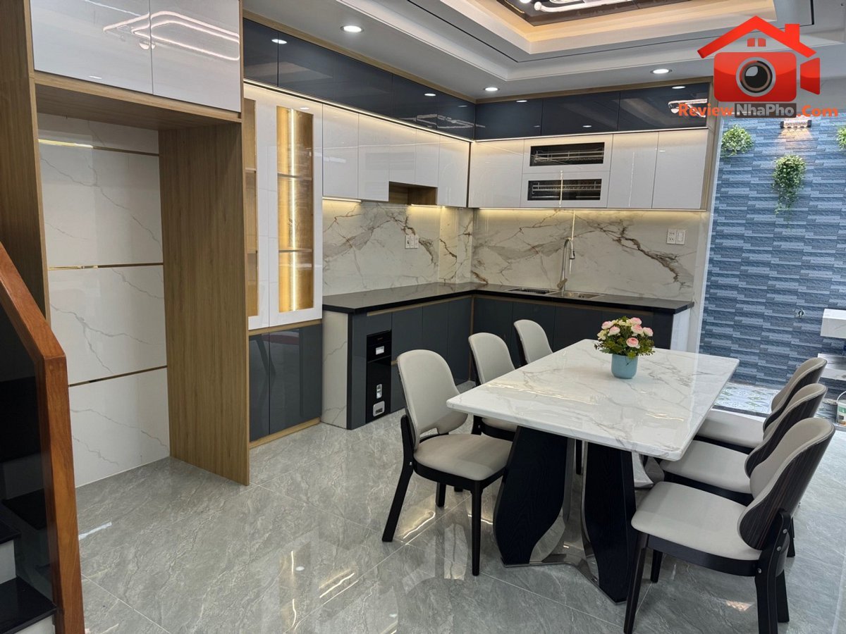 Nhà đẹp 4 tầng thang máy xịn sò giá chỉ 8,2 tỷ đườ… – Bán nhà trong ngõ, hẻm Quận Bình Tân – TP Hồ Chí Minh giá 7 – 10 tỷ