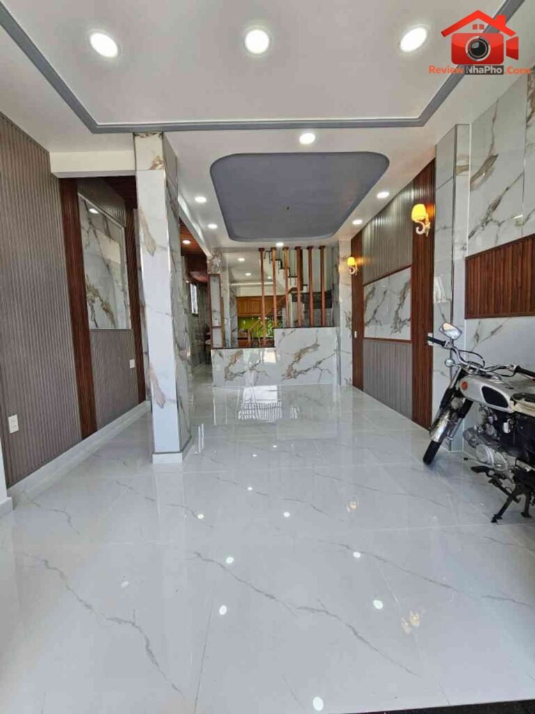 Nhỉnh 5 tỏi – dt 49m2 – hẻm 6m xe hơi – 5 tầng – 5pn,4wc – Bán nhà đất Đường Chiến Lược – Phường cũ Bình Trị Đông A – Quận Bình – Thành phố Hồ Chí Minh