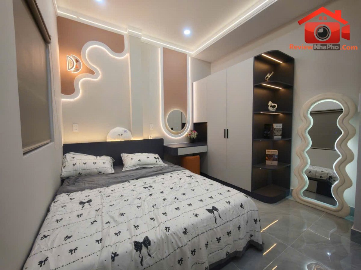 Hàng hiếm phú nhuận ngang 7,2m, hẻm xe hơi 10 bước, full nội thất cao cấp, nhỉnh 6 tỷ – Bán nhà đất Đường Thích Quảng Đức – Phường cũ 5 Quận Phú Nhuận – Phường mới 5 – Thành phố Hồ Chí Minh