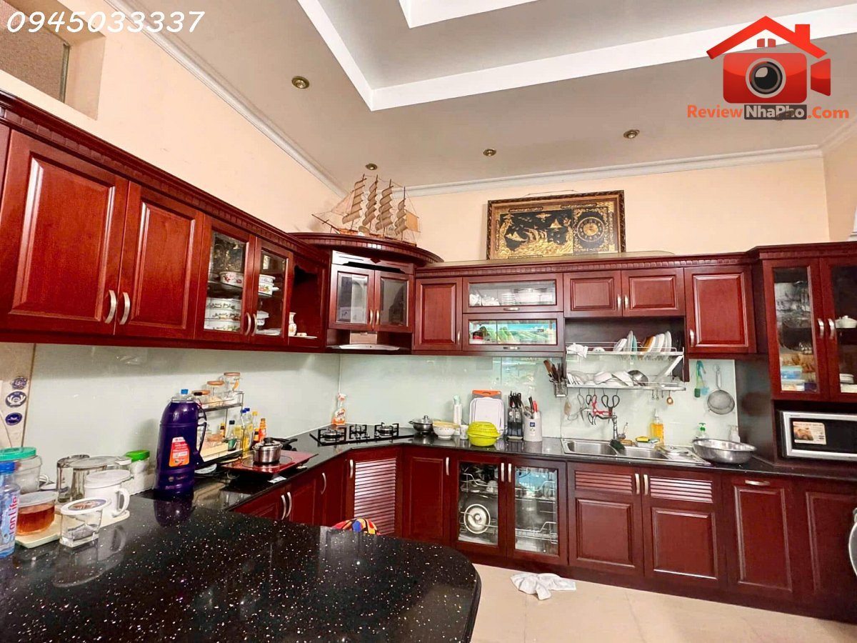 Nhà 3 tầng mặt tiền Lâm Văn Bền quận 7, diện tích 223m2, giá 29 tỷ TL