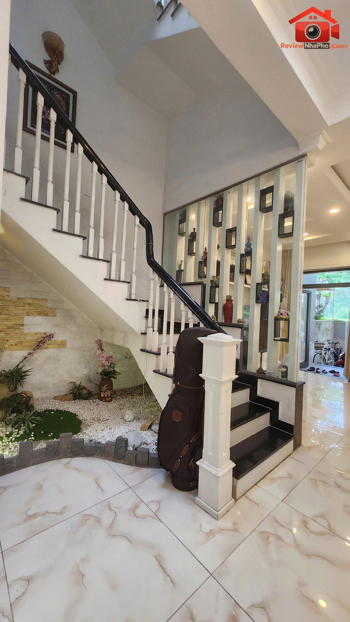 Cần tiền bán nhà phố đông village, đường Nguyễn Thị Định – Phường cũ Cát Lái Quận 2 – Phường mới Cát Lái – Thành phố Hồ Chí Minh 120m2 16 tỷ