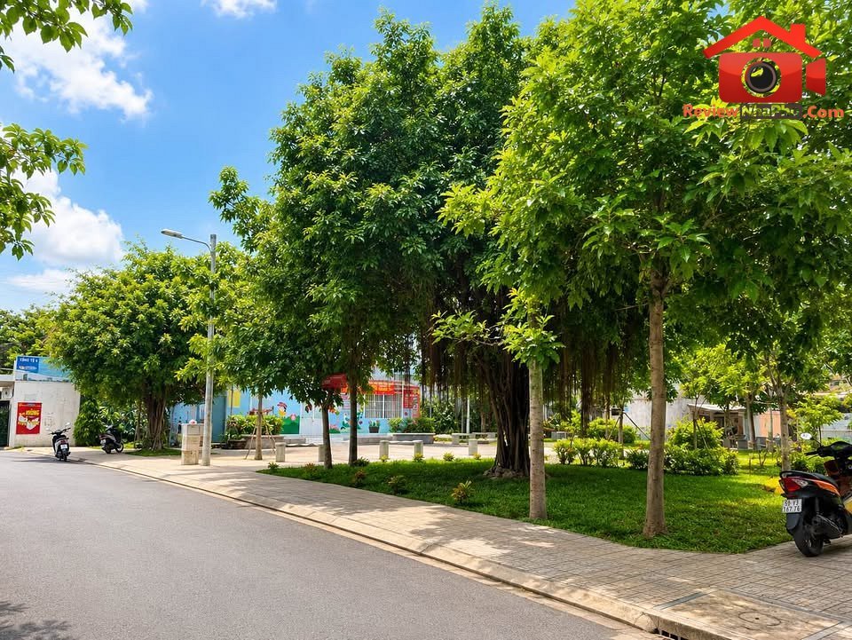 Gò Dầu – Lô góc view công viên, 74m2, 4 tầng… – Bán nhà mặt phố Huyện Gò Dầu – Tây Ninh giá 10 – 15 tỷ