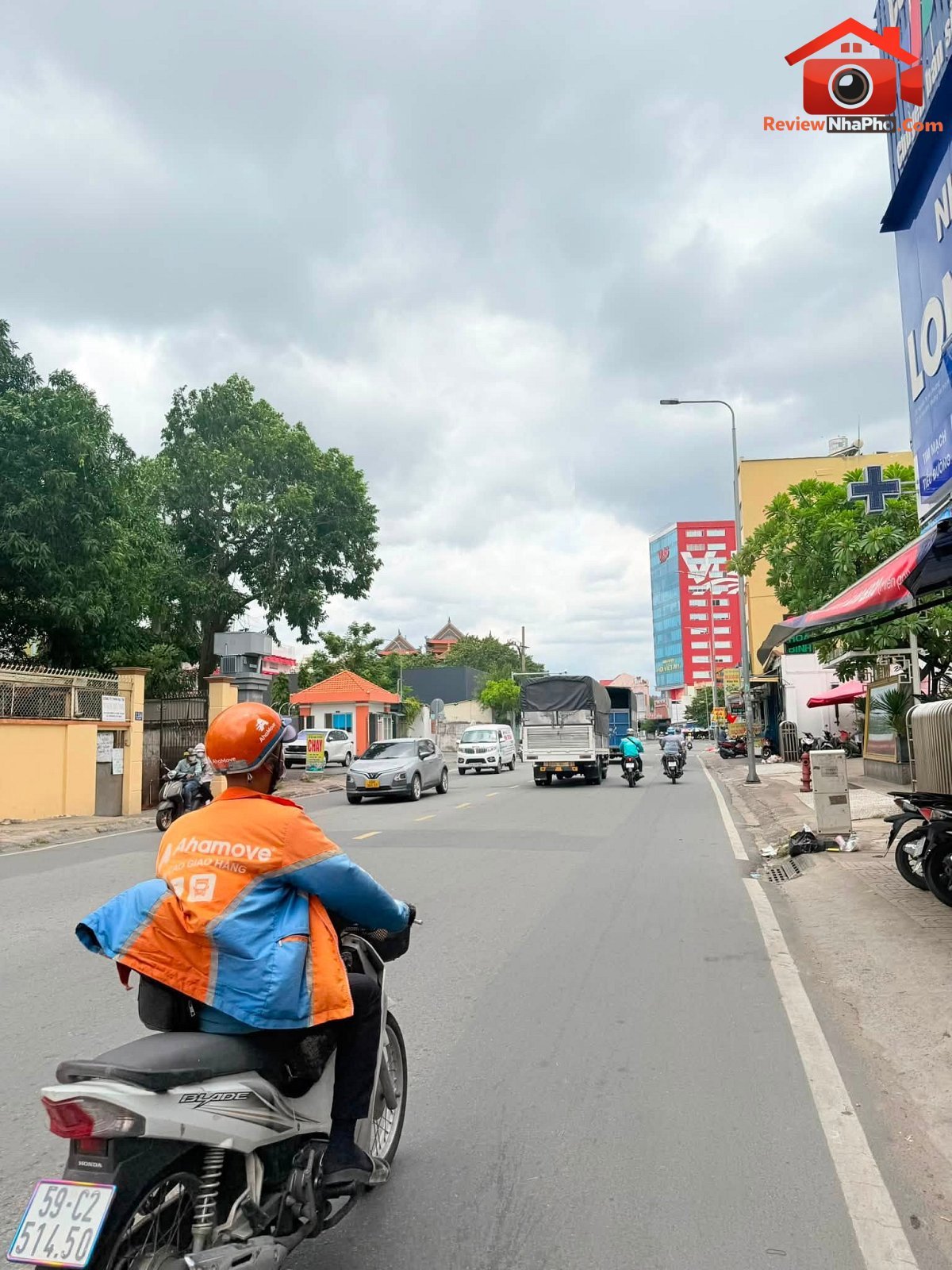 Chdv ngay đầm sen 6 tầng thang máy diện tích 103m2… – Bán nhà mặt phố Quận Tân Phú – TP Hồ Chí Minh giá 20 – 40 tỷ