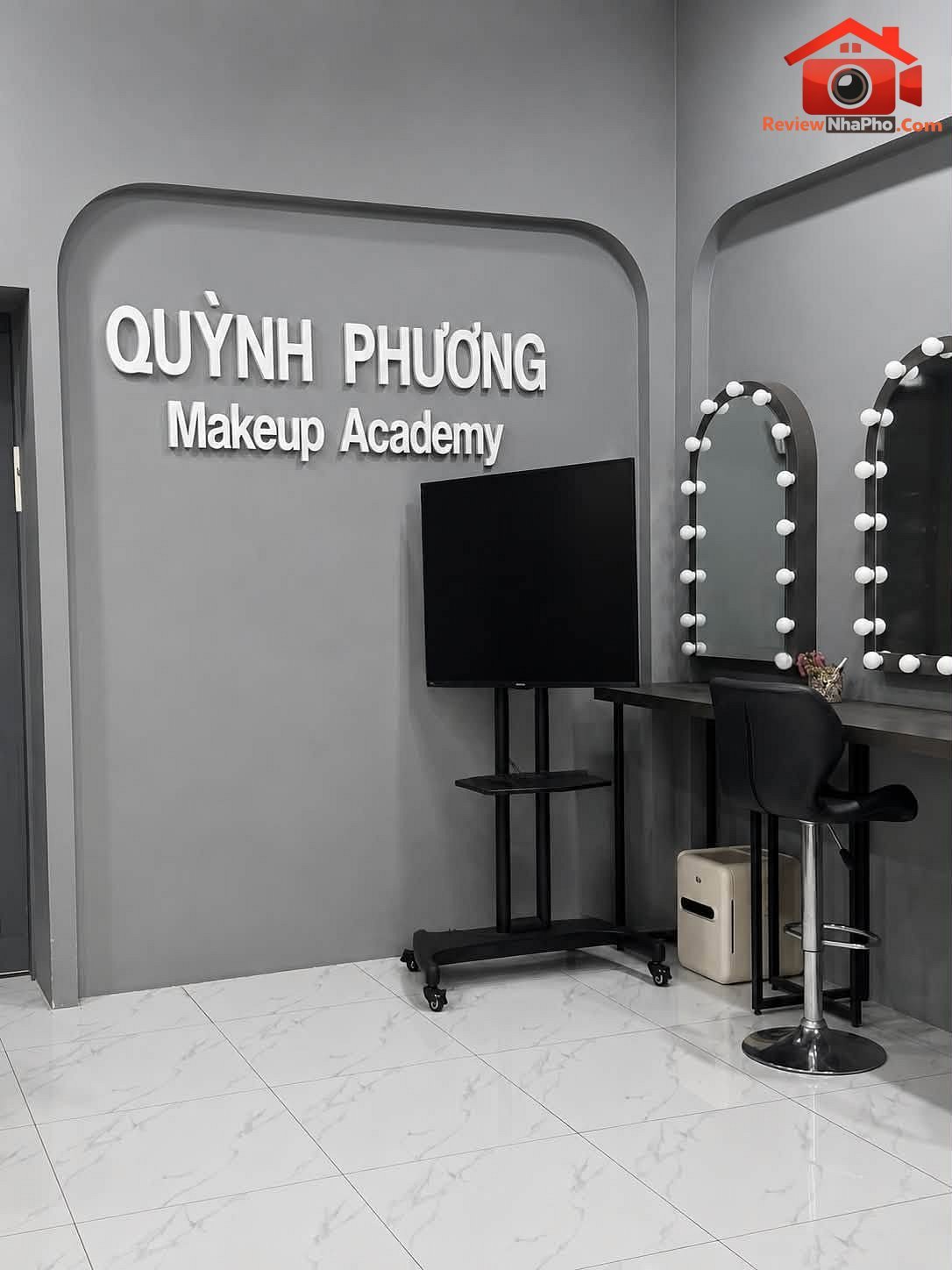 Mặt tiền kinh doanh ngay chợ tân hương – Diệ… – Bán nhà mặt phố Quận Tân Phú – TP Hồ Chí Minh giá 10 – 15 tỷ