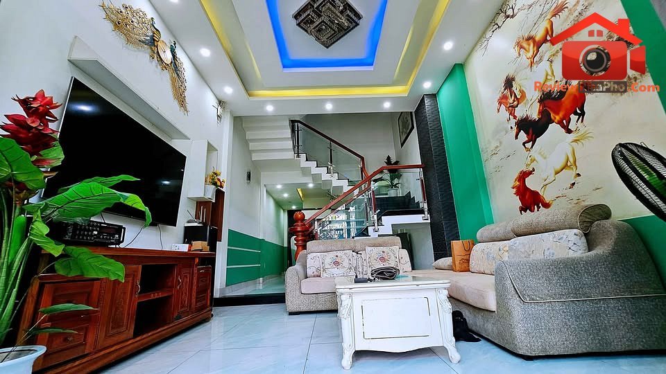 Không phải căn mặt tiền nào cũng đáng mua nhưng căn này có vài điểm khá đáng chú ý – Bán nhà đất Đường Đặng Thúc Liêng – Phường cũ Chánh Hưng Quận 1 – Phường mới Chánh Hưng – Thành phố Hồ Chí Minh 72m2 – 9.8 tỷ