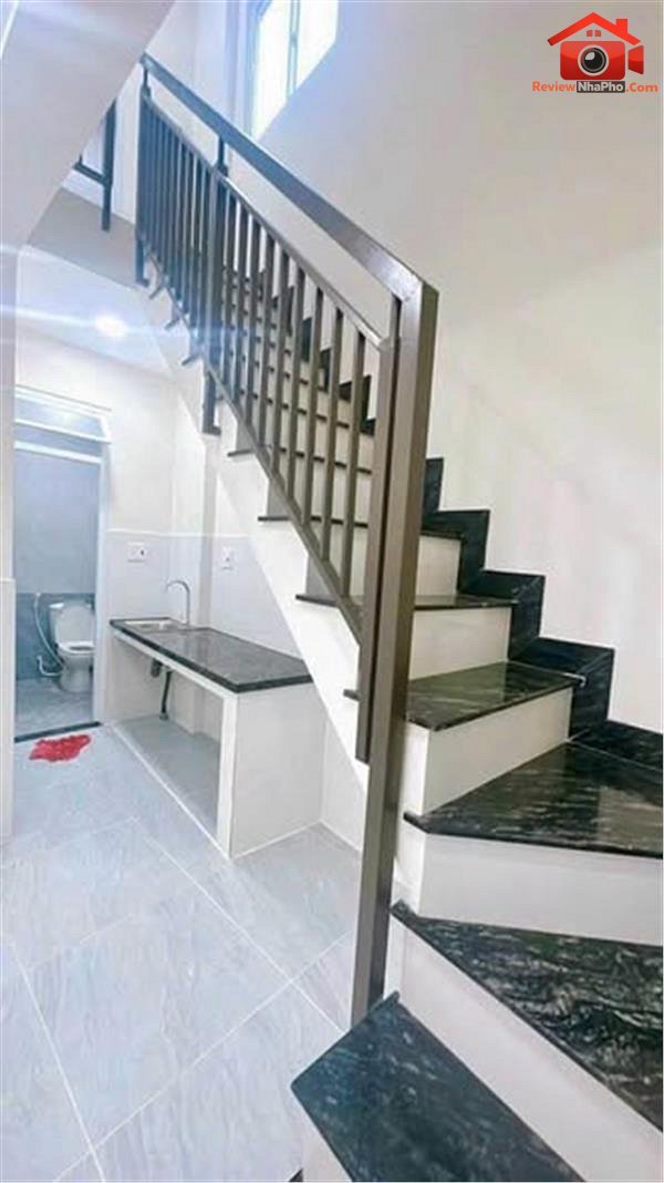 Nhà mặt phố Tôn Đản Quận 4 nở hậu 46m² giá 11,5 tỷ