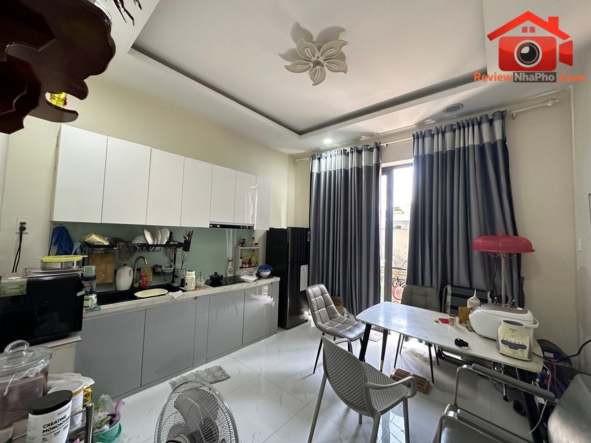 Mặt tiền đường Thành Công – 40m2 – 8,9… – Bán nhà mặt phố Quận Tân Phú – TP Hồ Chí Minh giá 7 – 10 tỷ