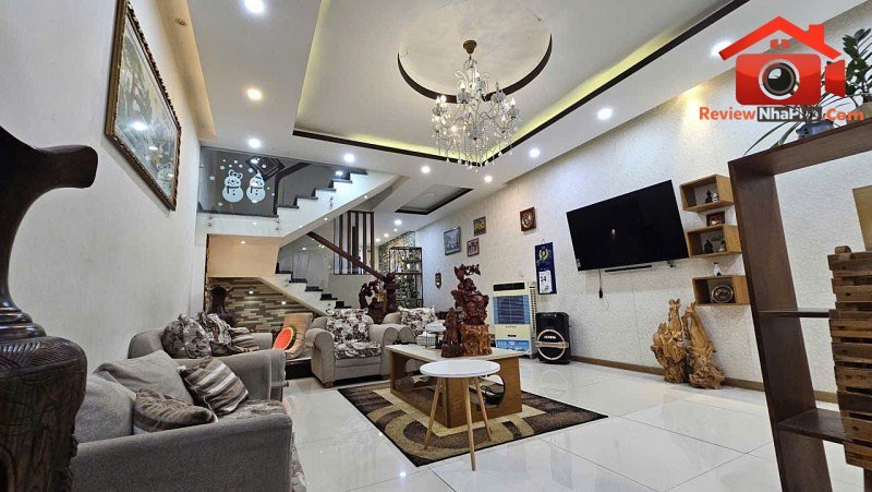 Bán nhà 96m2 Đỗ Xuân Hợp, Phước Long B, TP.HCM, 3 tầng, giá 13,38 tỷ