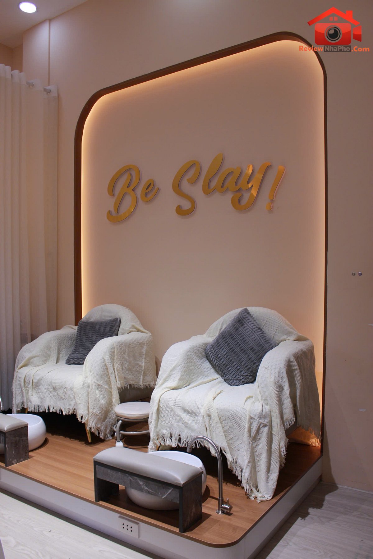 Sang tiệm nail Đường 7 – Phường cũ 7 Quận Gò Vấp – Thành phố Hồ Chí Minh diện tích 21m2 giá 120 triệu