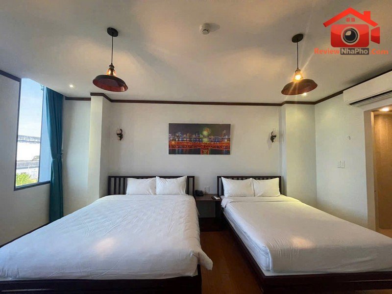 Khách sạn mặt tiền đường 2/9 view công viên Á Châu, 6 tầng hiện đại, nhà đất bất động sản sổ đỏ