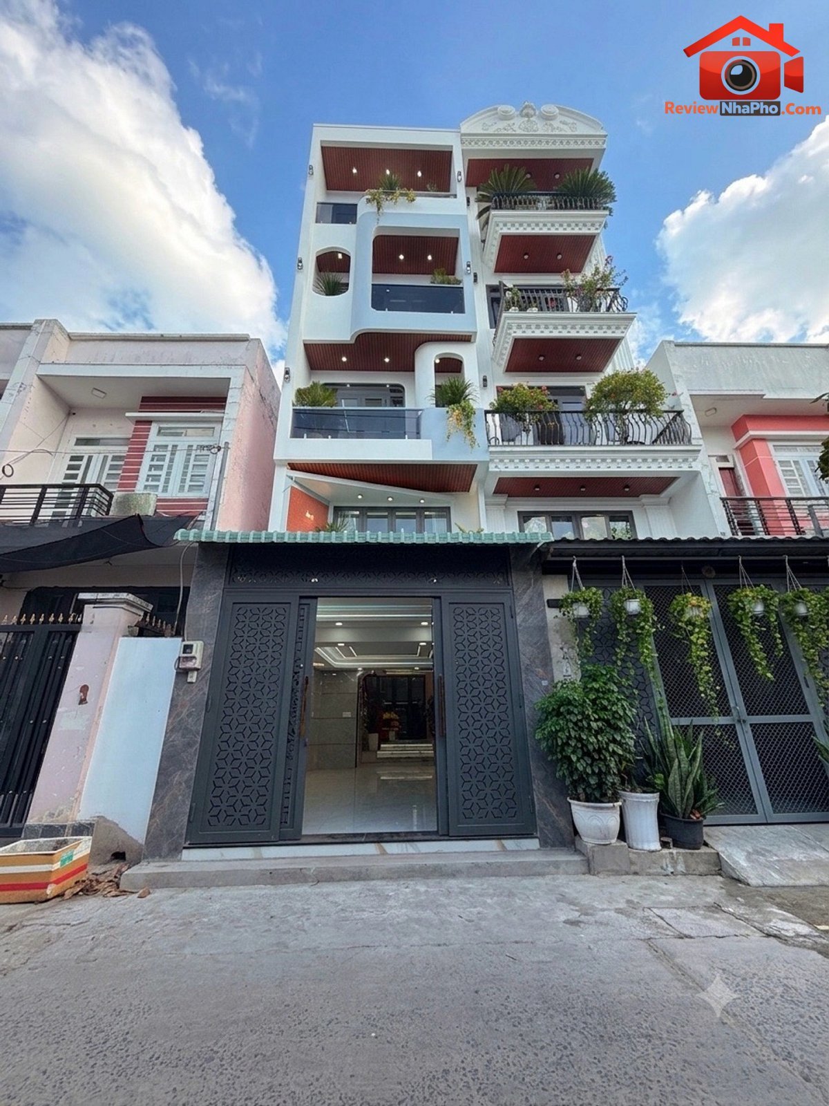Bán nhà 5 tầng 65m2 hẻm ô tô Gò Xoài giá 8,7 tỷ nhà đất bất động sản sổ đỏ