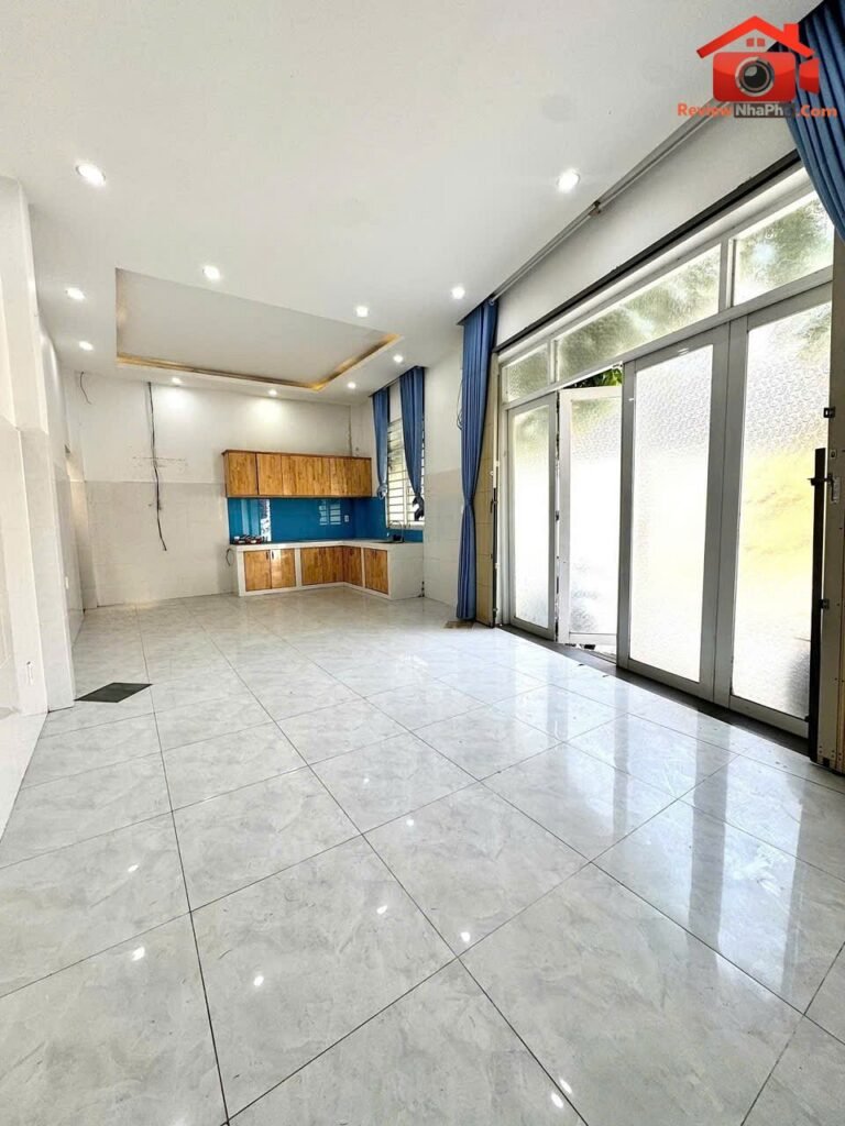 Giá tốt – Chỉ 6.3 tỷ – Mặt tiền kinh d… – Bán nhà mặt phố Quận Thủ Đức – TP Hồ Chí Minh giá 5 – 7 tỷ