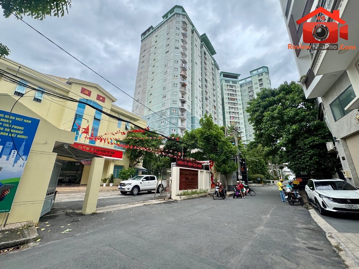 Căn hộ khu ẩm thực tô hiệu hơn 96m  giá nhỉnh 2.98 tỷ – Bán nhà đất Đường tô hiệu – Phường cũ Hiệp Tân Quận Tân Phú – Phường mới Hiệp Tân – Thành phố Hồ Chí Minh