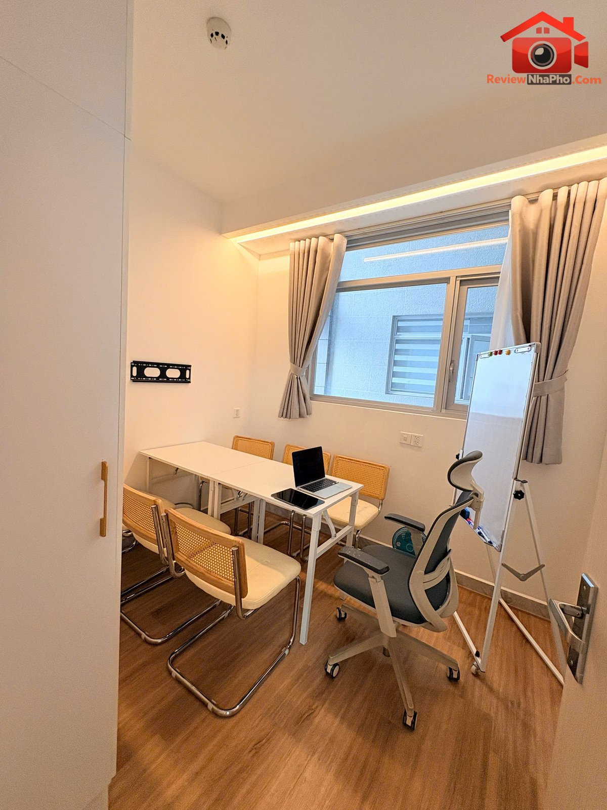 Bán căn hộ 3PN, đường Lương Định Của – Phường cũ An Khánh Quận 2 – Phường mới Thủ Thiêm – Thành phố Hồ Chí Minh diện tích 74m2 giá 8300000000
