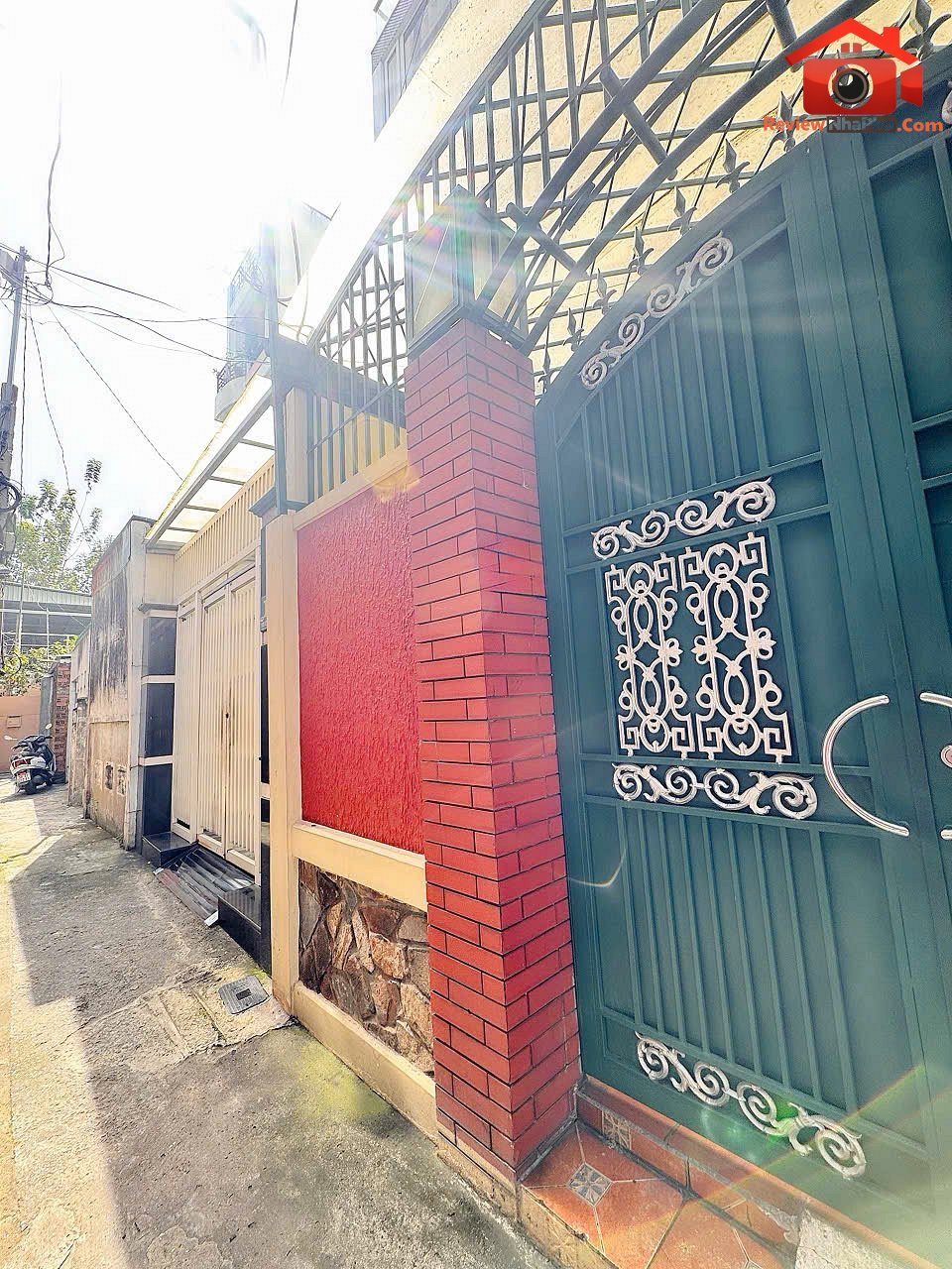 Bán nhà mặt phố Điện Biên Phủ, quận 1 – 100m2, giá 17,9 tỷ – nhà C4 vuông đẹp