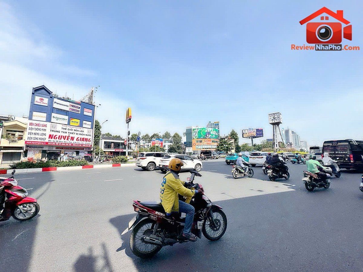 Bán nhà mặt phố Điện Biên Phủ, quận 1 – 100m2, giá 17,9 tỷ – nhà C4 vuông đẹp
