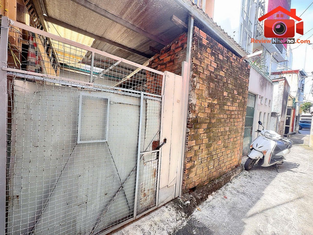 Bán nhà mặt phố Điện Biên Phủ, quận 1 – 100m2, giá 17,9 tỷ – nhà C4 vuông đẹp