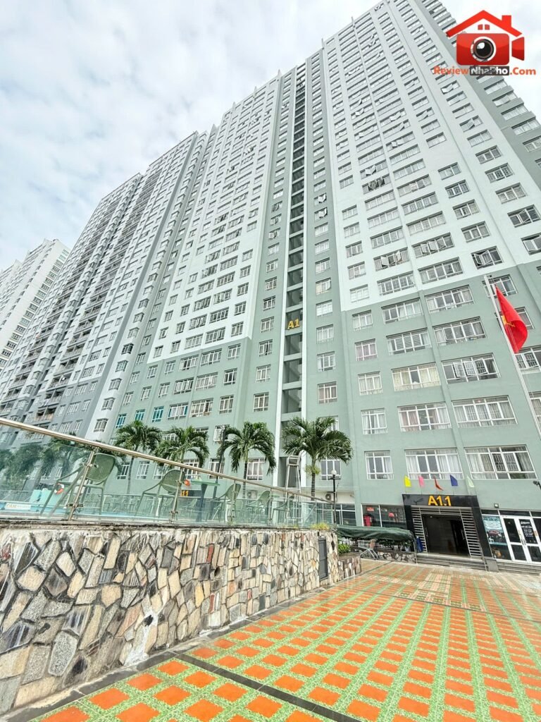 Căn hộ Giai Việt 105m2 Quận 8 giá 6,3 tỷ, gần trung tâm và tiện ích đầy đủ nhà đất bất động sản sổ đỏ