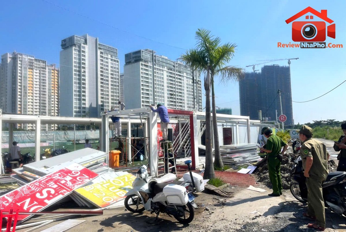 Được cắt điện, nước giúp TP.HCM 'triệt' vi phạm xây dựng, giữ vững trị an - Ảnh 1.