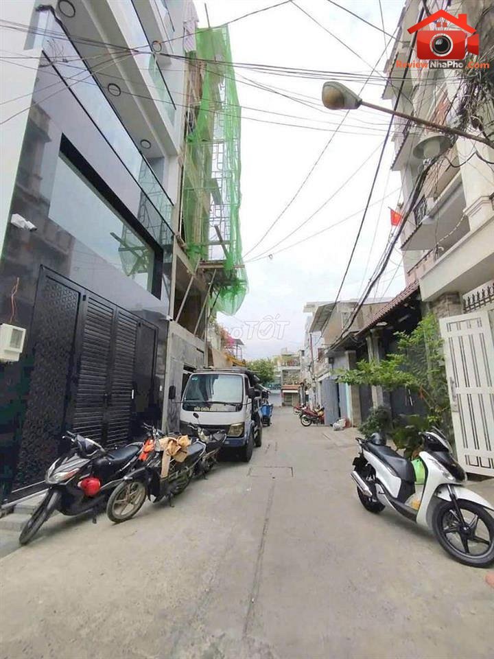 Review nhà phố Quận Tân Phú TP.HCM giá 8.2 tỷ với diện tích 88m2