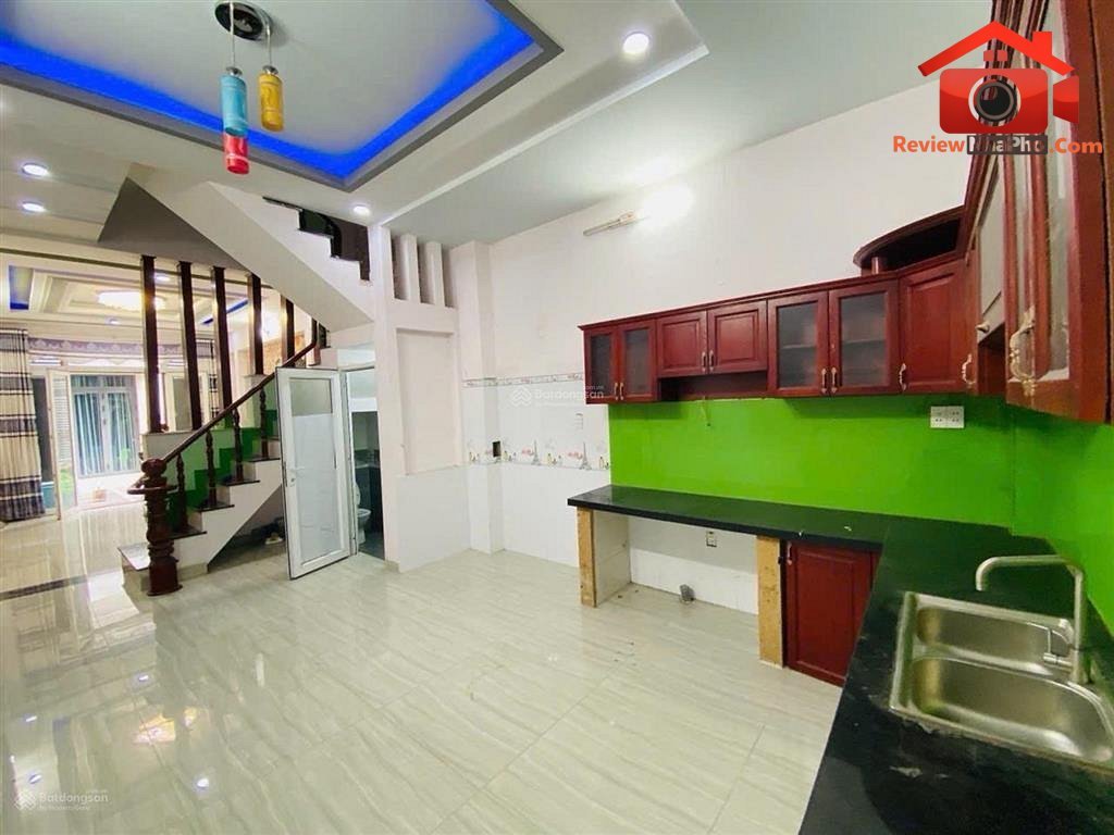 Review nhà phố 4 tầng tại Hương lộ 2, Bình Trị Đông A, Quận Bình Tân