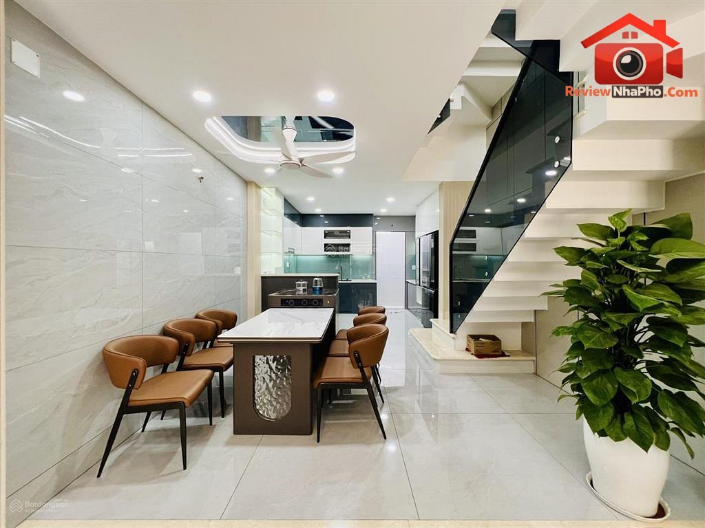 Review nhà phố Hương Lộ 2 Bình Trị Đông A Quận Bình Tân TP.HCM giá 7.4 tỷ